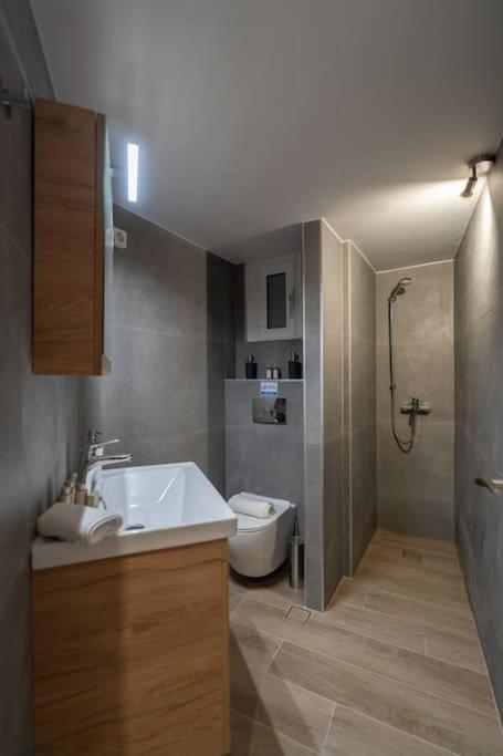 Gem Hidden Basement Treasure Apartment *